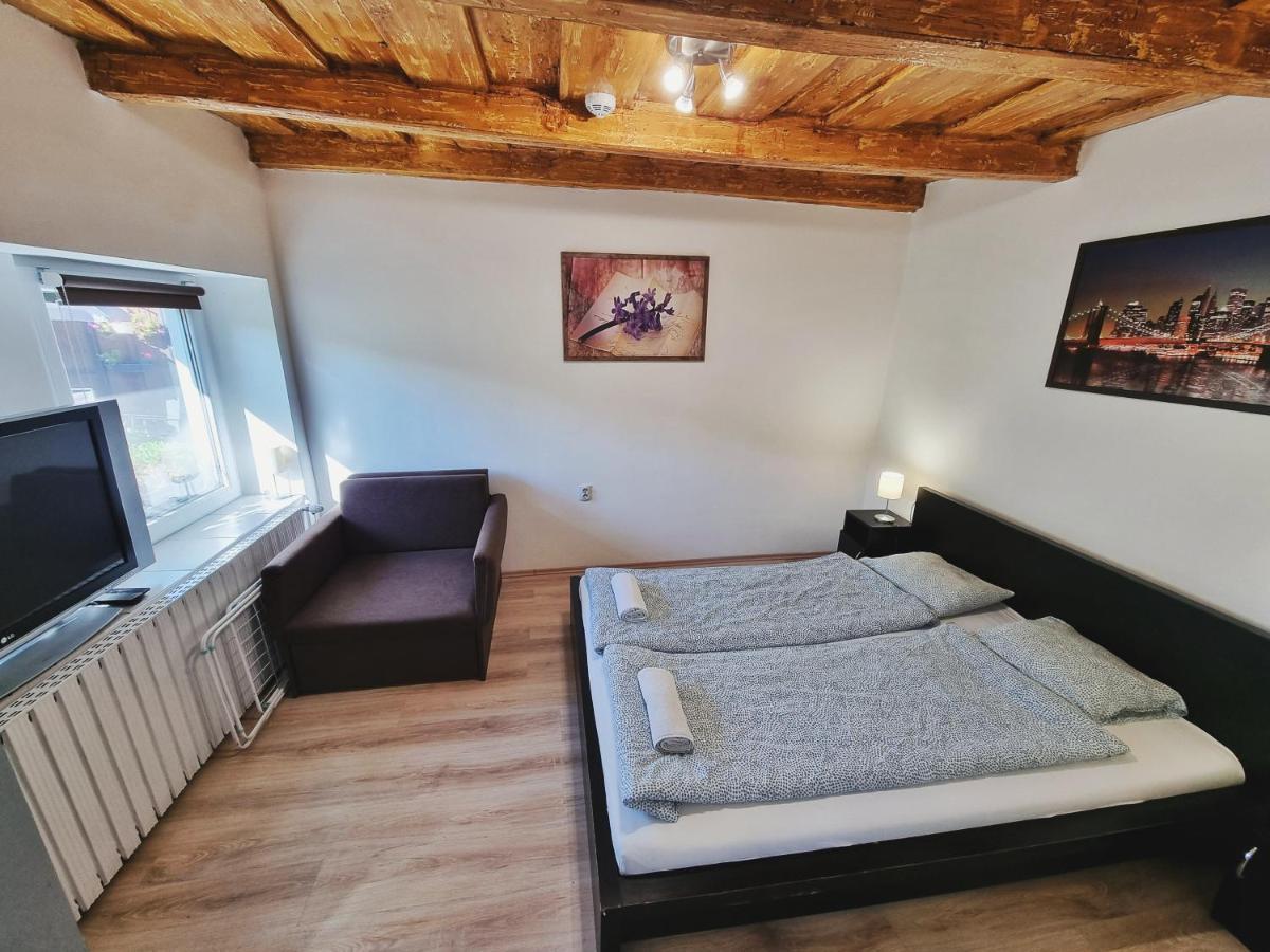 דירות Gyöngyös Gyongy Apartmanhazak מראה חיצוני תמונה